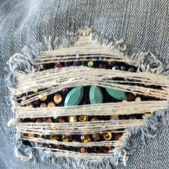 White House Black Market Blue Distressed Ankle Jeans - Picture 6 of 9